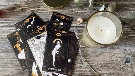 black and orange tarot