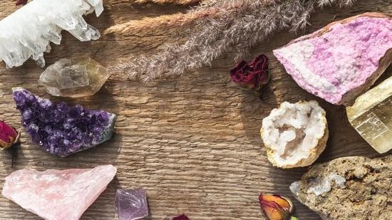 crystal healing courses online free