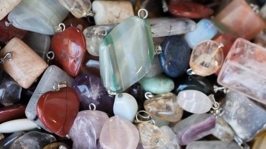 healing stone necklaces